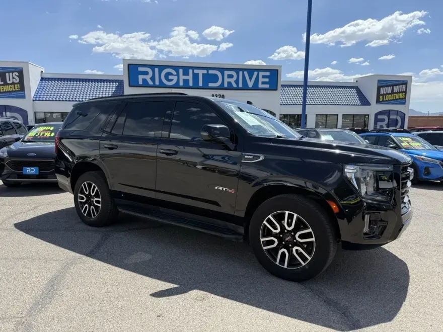 2022 Gmc Yukon AT4 photo 1