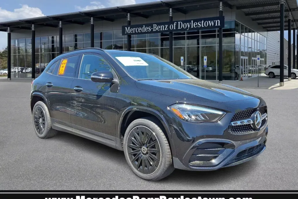 2025 Mercedes Benz GLA 250 4MATIC photo 1