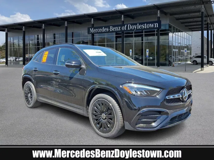 2025 Mercedes Benz GLA 250 4MATIC photo 1