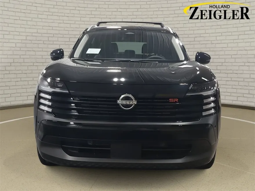 2026 Nissan Kicks SR photo 1