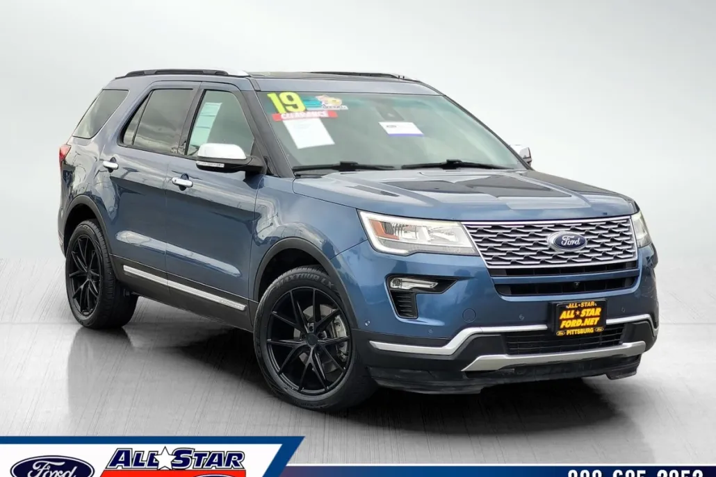2019 Ford Explorer Platinum photo 1
