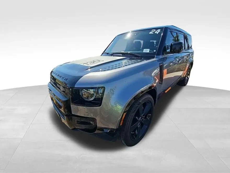 2024 Land Rover Defender 130 X photo 1