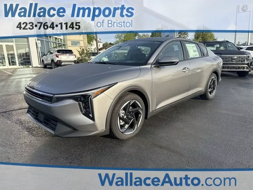 2025 Kia K4 EX photo 1