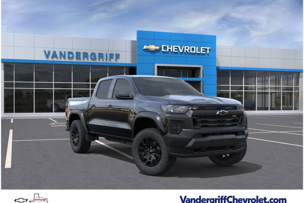 2026 Chevrolet Colorado Trail Boss photo 1