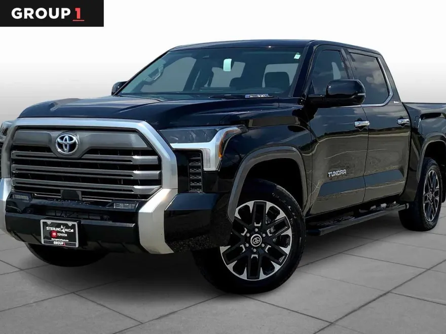 2024 Toyota Tundra Limited CrewMax photo 1