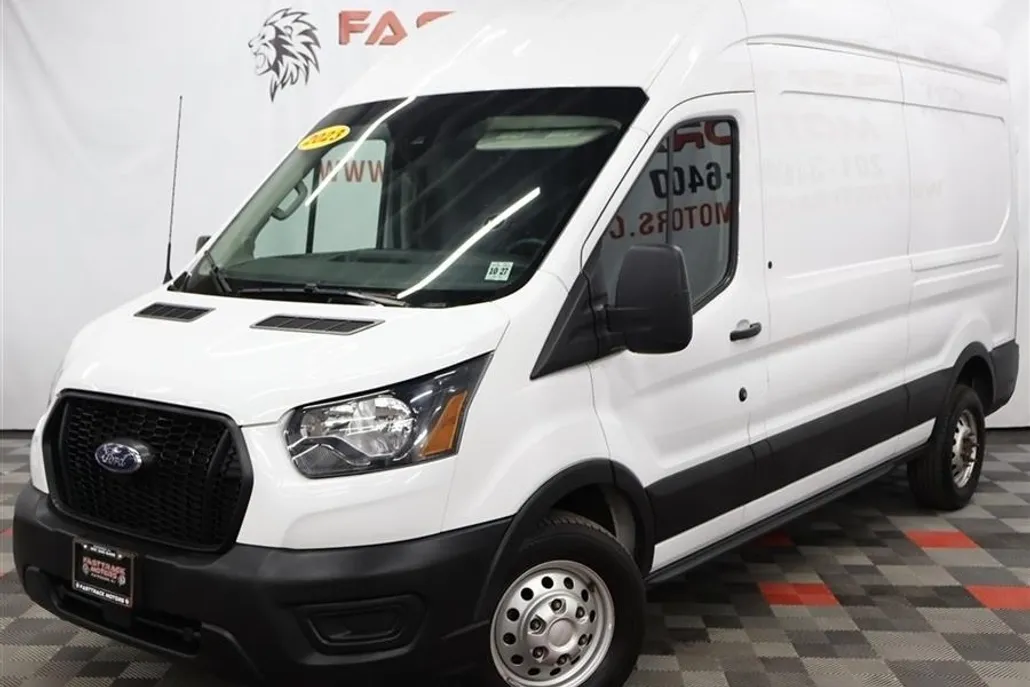 2023 Ford Transit photo 1
