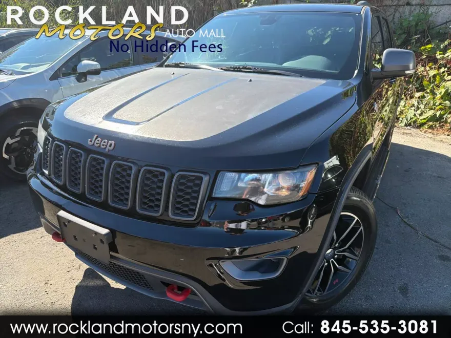 2017 Jeep Grand Cherokee Trailhawk photo 1