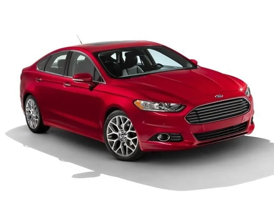 2013 Ford Fusion SE photo 1