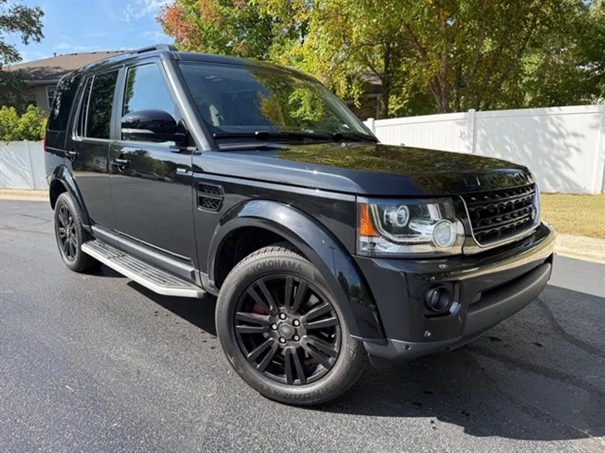 2016 Land Rover LR4 HSE photo 1