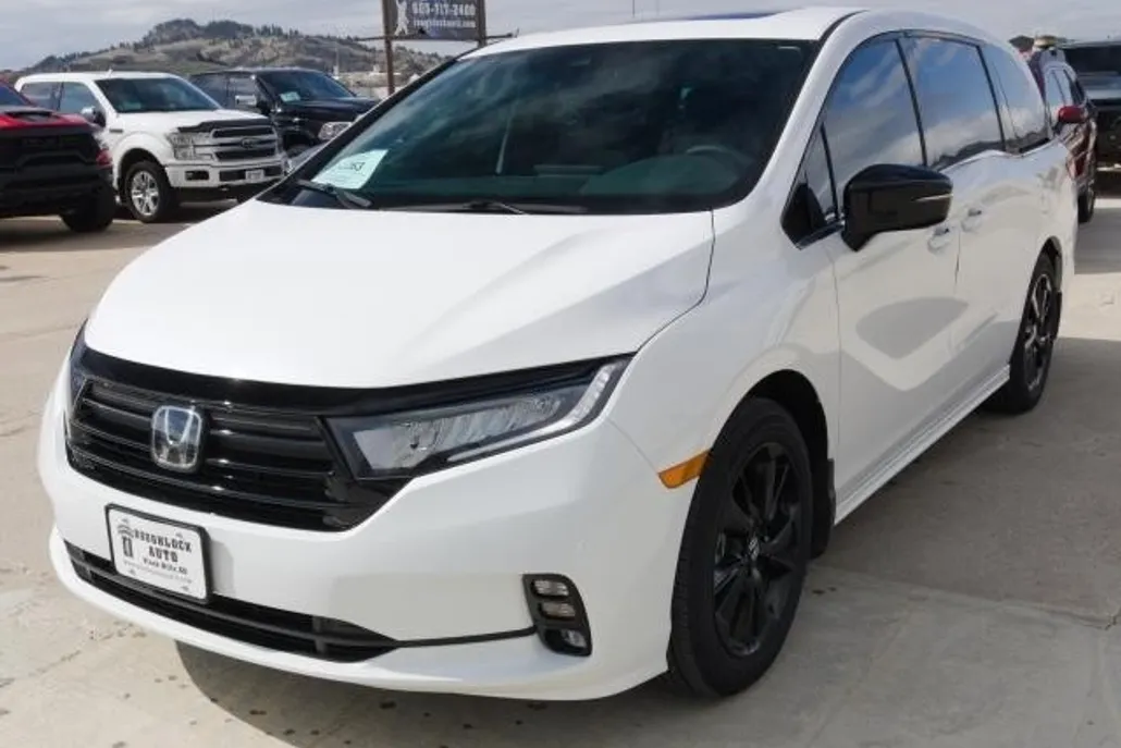 2024 Honda Odyssey Sport photo 1