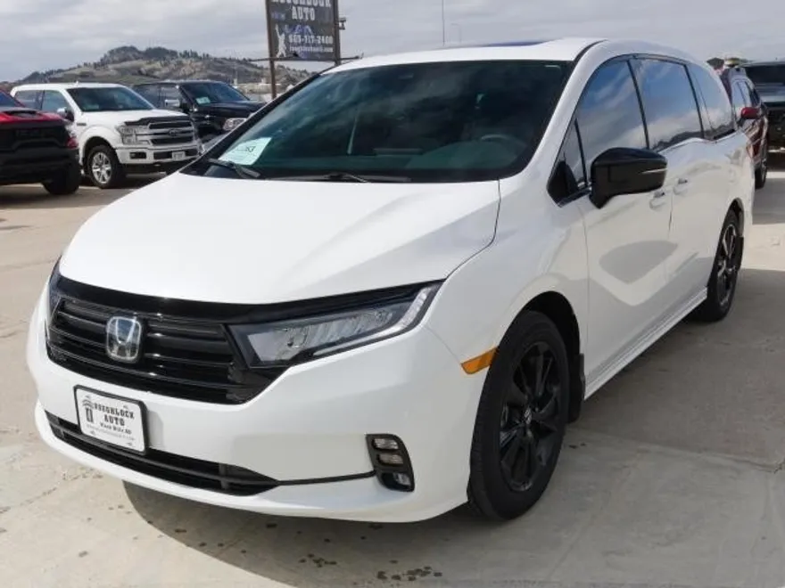 2024 Honda Odyssey Sport photo 1