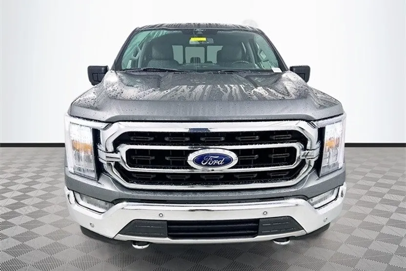 2021 Ford F-150 XLT photo 1