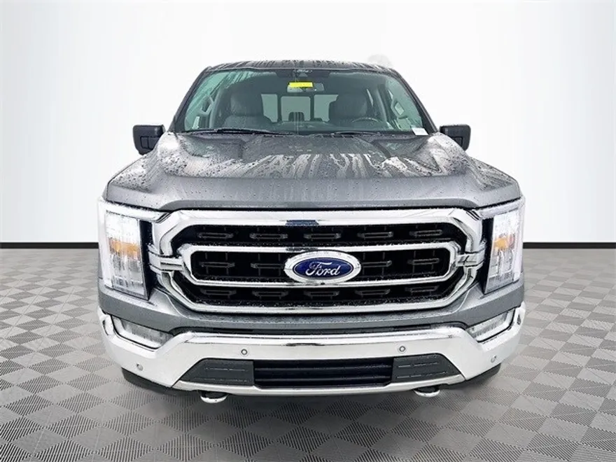 2021 Ford F-150 XLT photo 1