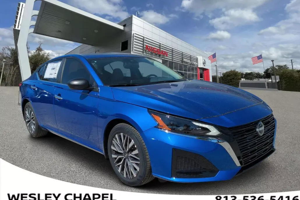 2025 Nissan Altima SV photo 1