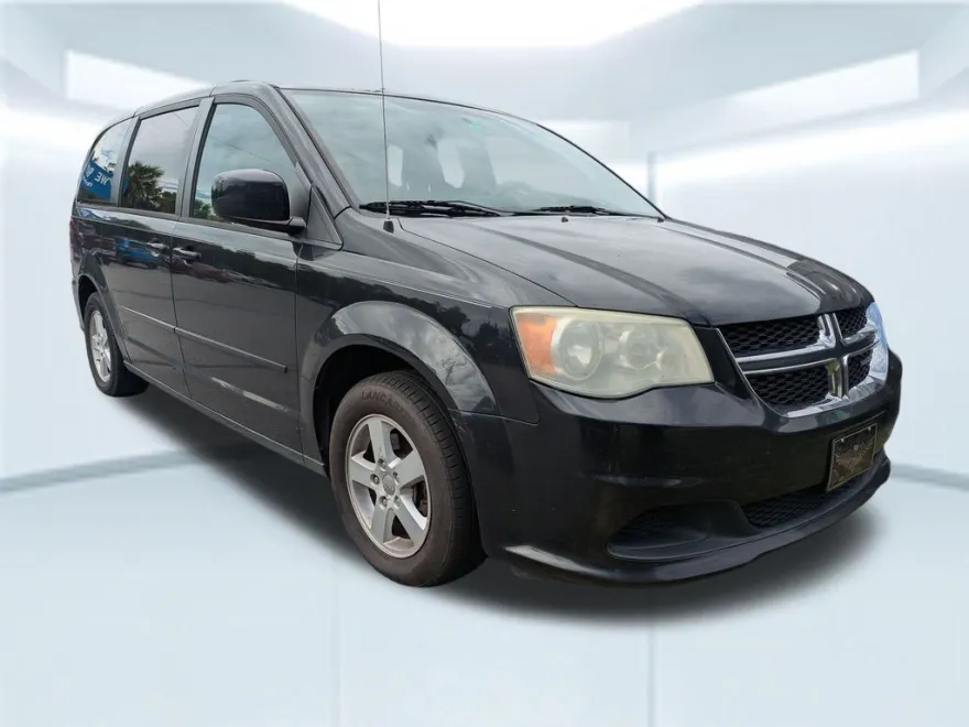 2011 Dodge Grand Caravan Mainstreet photo 1