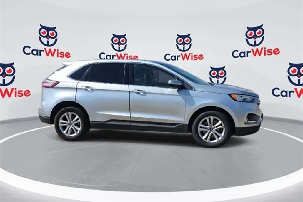 2019 Ford Edge SEL photo 1