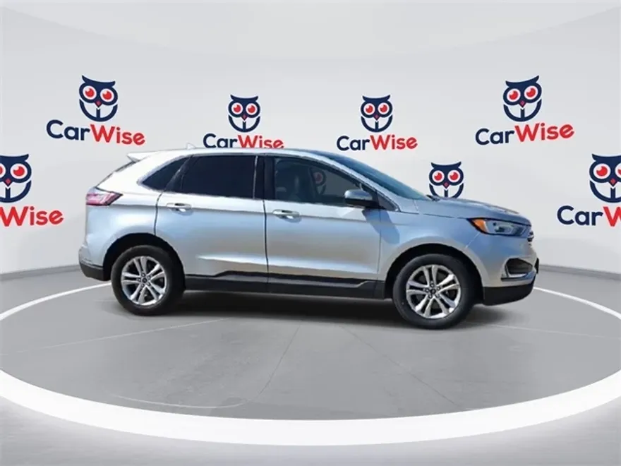 2019 Ford Edge SEL photo 1