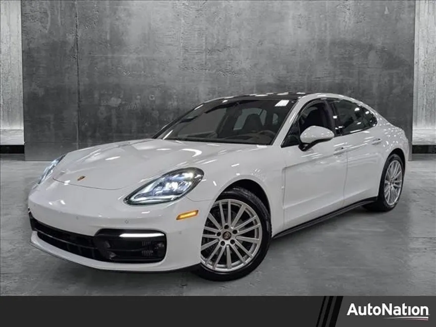 2023 Porsche Panamera Platinum photo 1