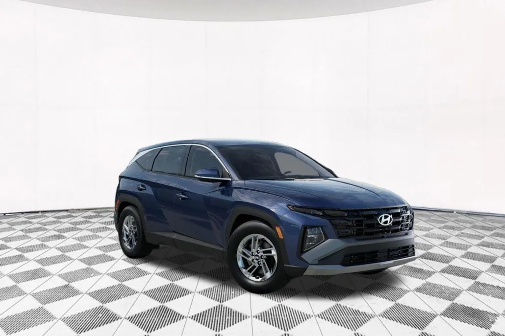 2025 Hyundai Tucson SE photo 1