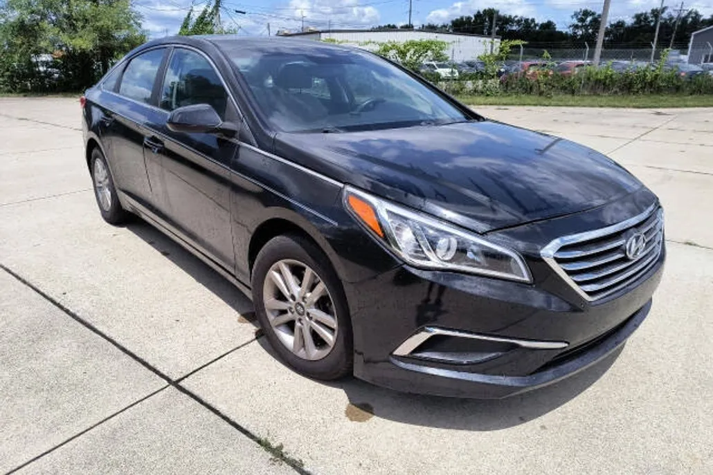 2016 Hyundai Sonata SE photo 1