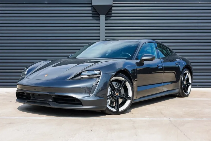 2021 Porsche Taycan 4S photo 1