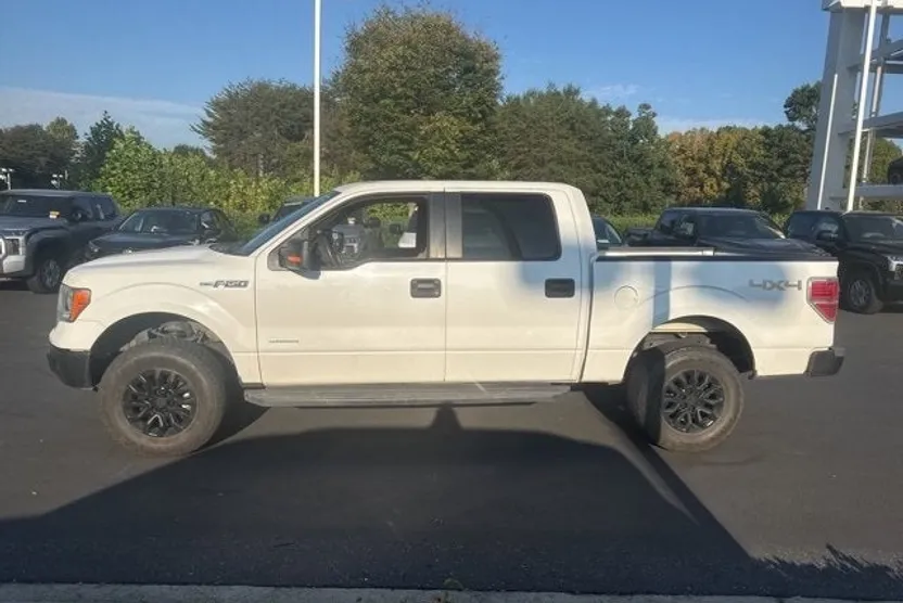 2012 Ford F-150 XLT photo 1
