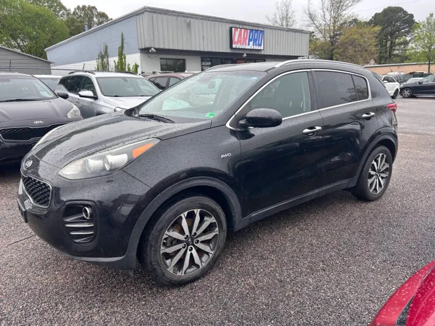 2017 Kia Sportage EX photo 1