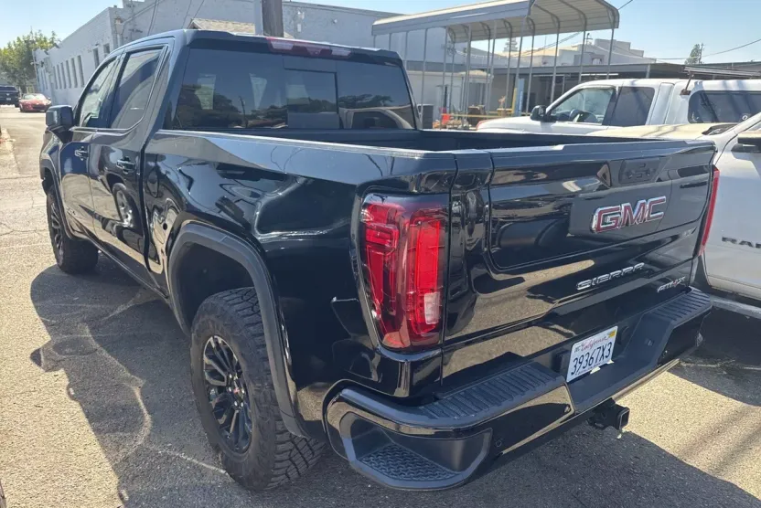 2023 Gmc Sierra 1500 AT4X photo 1