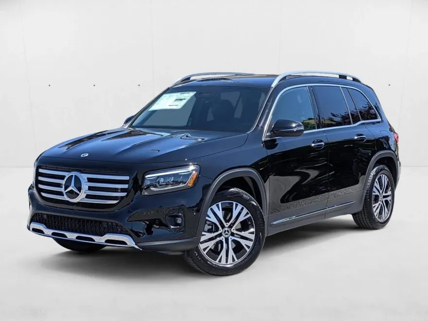 2024 Mercedes Benz GLB 250 photo 1