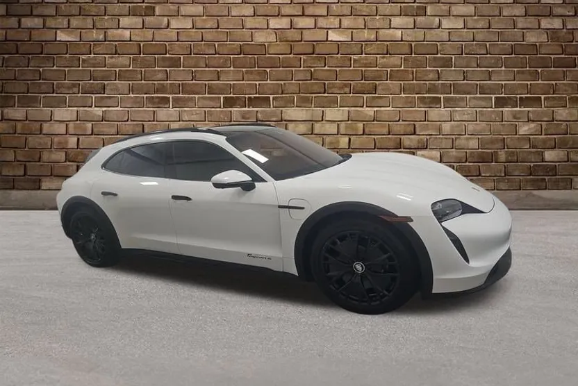 2021 Porsche Taycan 4 Cross Turismo photo 1