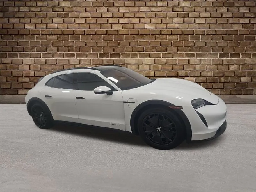 2021 Porsche Taycan 4 Cross Turismo photo 1