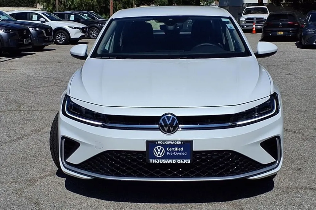 2025 Volkswagen Jetta 1.5T SE photo 1