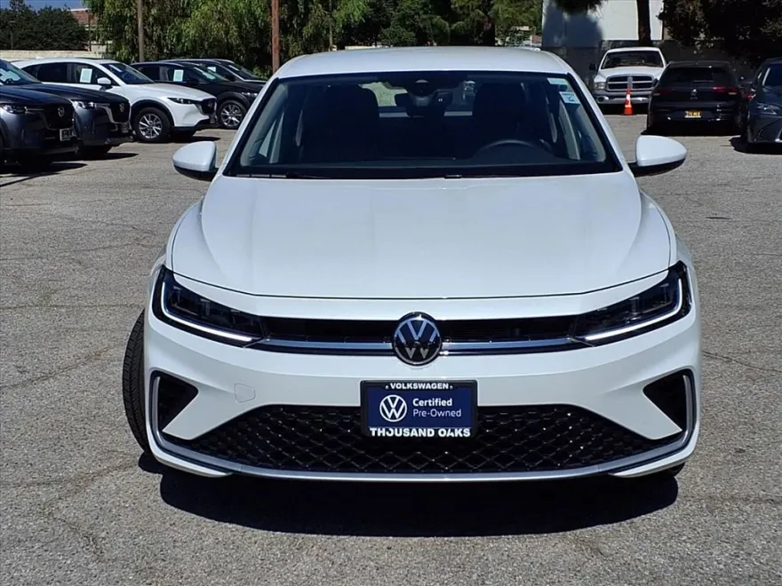 2025 Volkswagen Jetta 1.5T SE photo 1