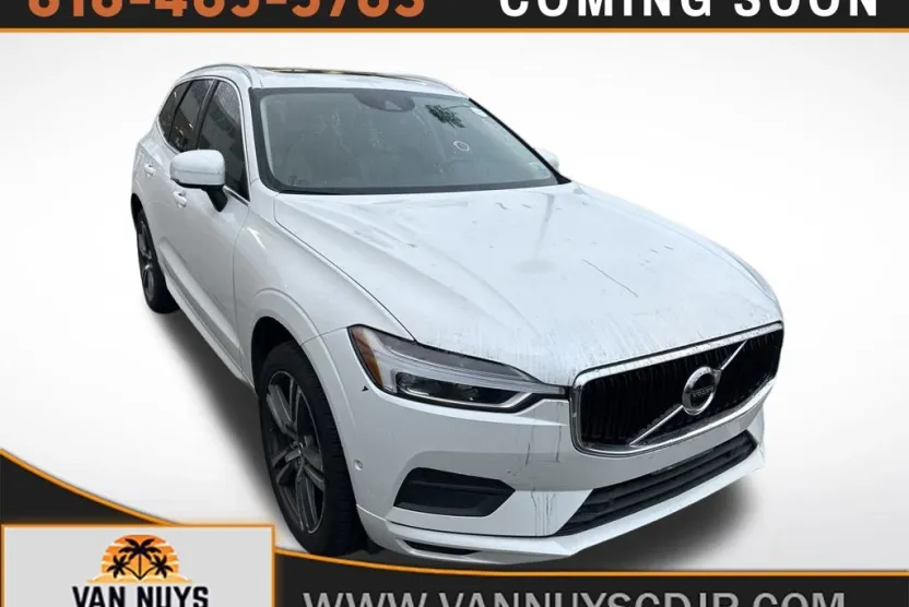 2019 Volvo XC60 T5 Momentum photo 1