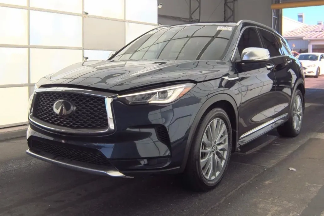 2024 Infiniti QX50 Luxe photo 1