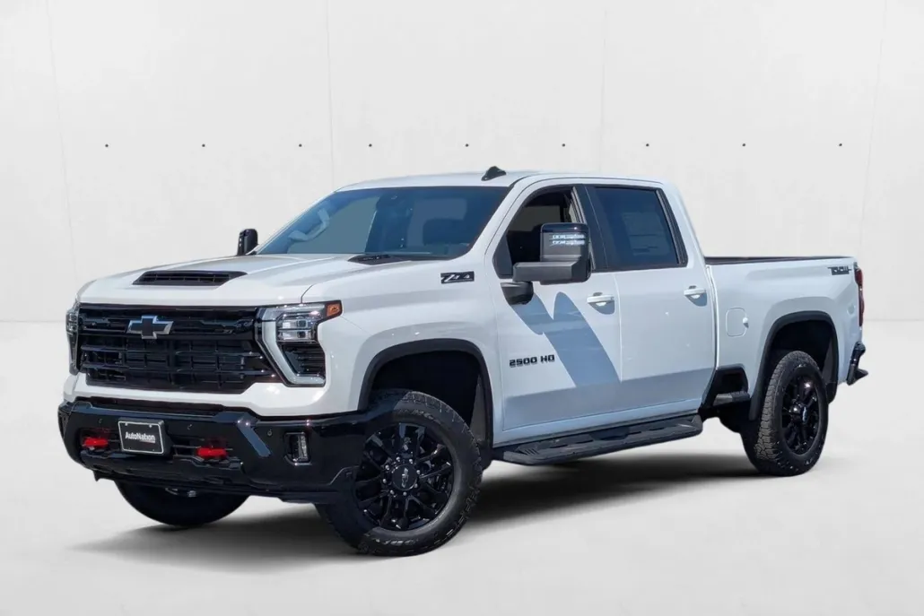 2025 Chevrolet Silverado 2500HD LT photo 1