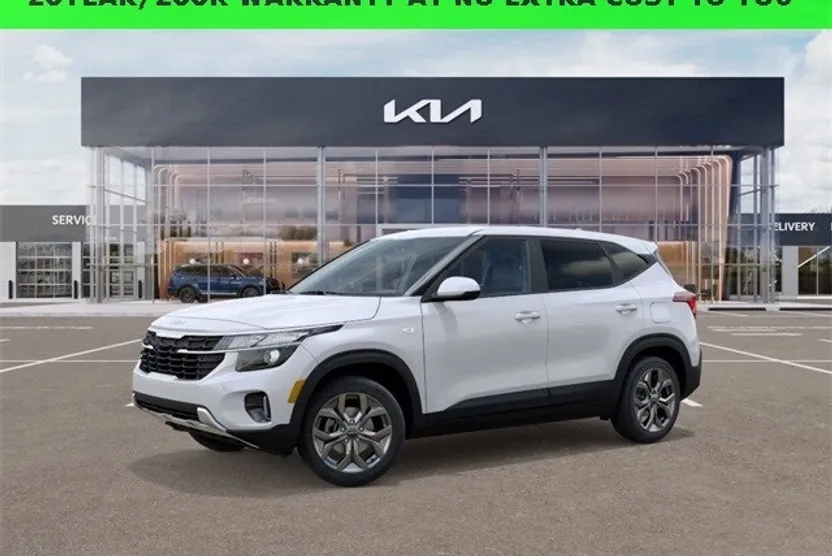 2026 Kia Seltos LX photo 1