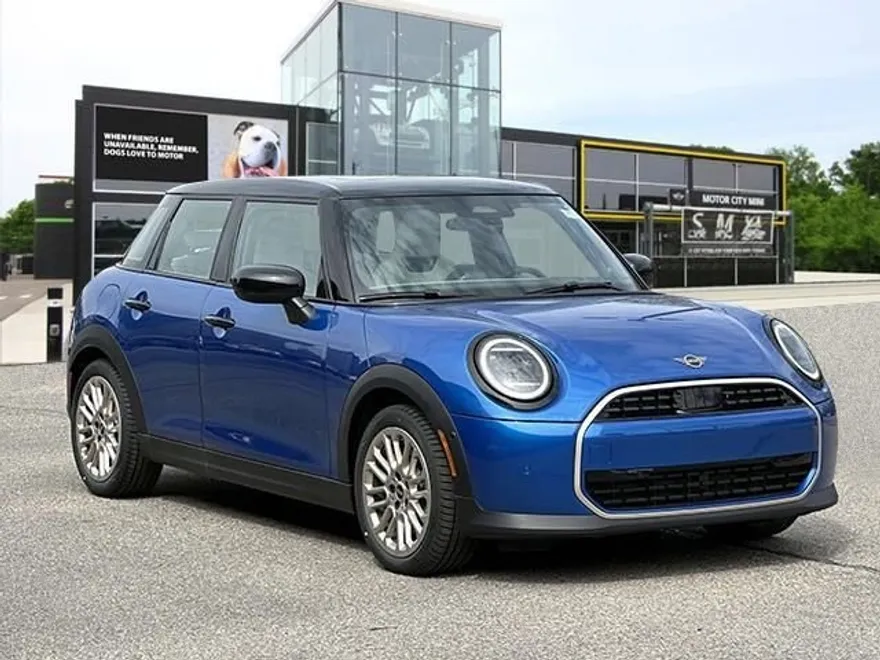 2025 Mini Cooper Signature photo 1