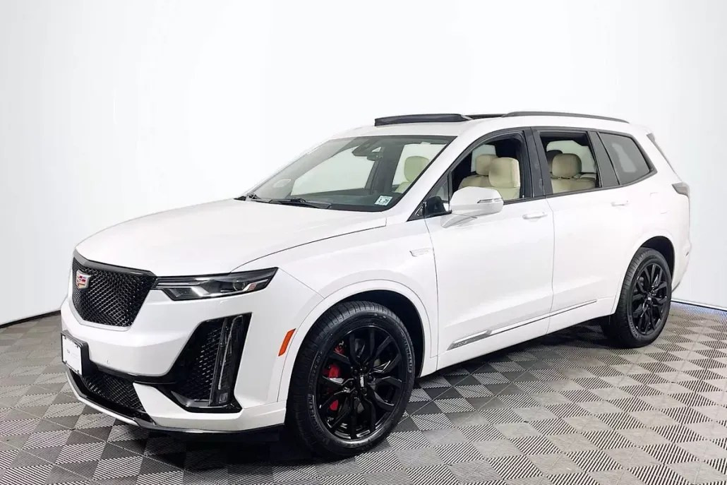 2024 Cadillac XT6 Sport photo 1