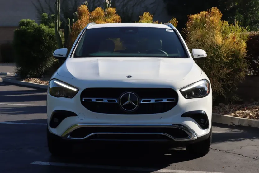 2025 Mercedes Benz GLA 250 photo 1