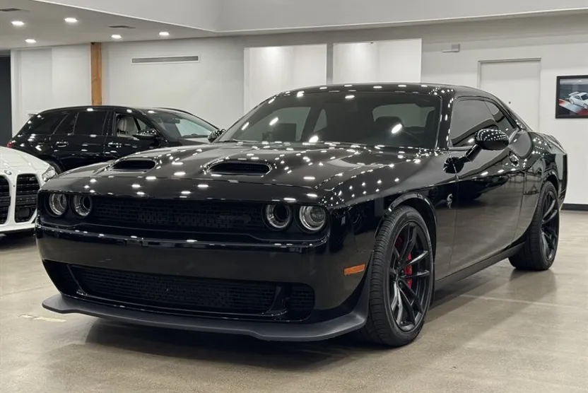2023 Dodge Challenger SRT8 Hellcat photo 1