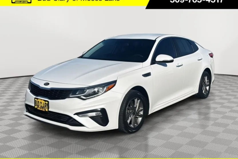 2020 Kia Optima LX photo 1