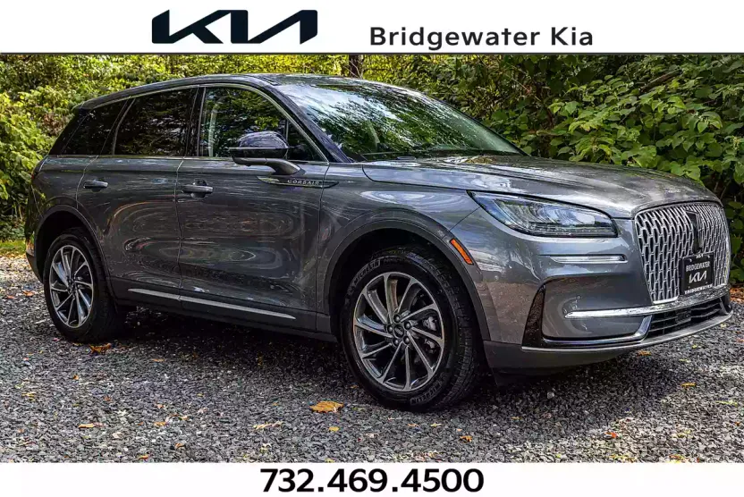 2024 Lincoln Corsair Premiere photo 1