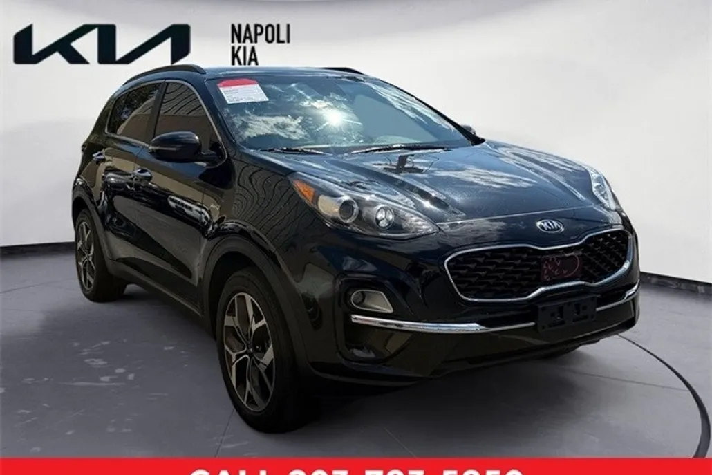 2022 Kia Sportage EX photo 1