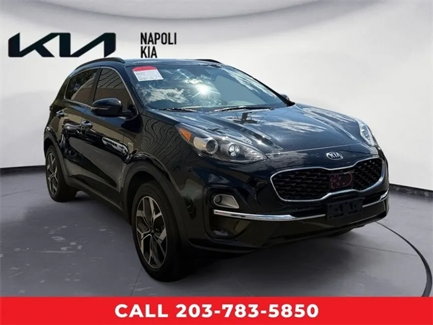 2022 Kia Sportage EX photo 1