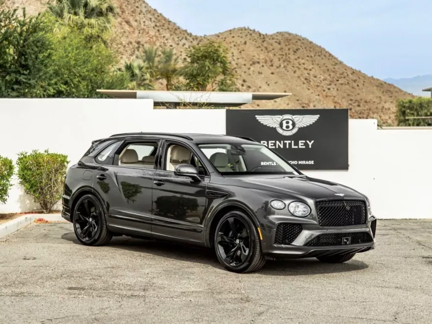 2024 Bentley Bentayga EWB Base photo 1
