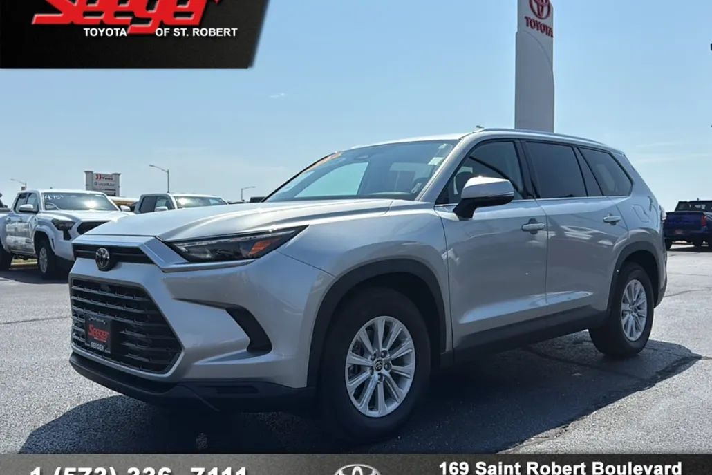 2024 Toyota Grand Highlander XLE photo 1