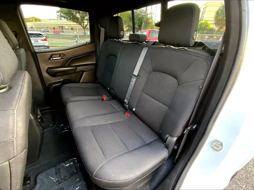 2023 Chevrolet Colorado LT photo 20