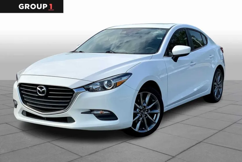 2018 Mazda Mazda3 Touring photo 1