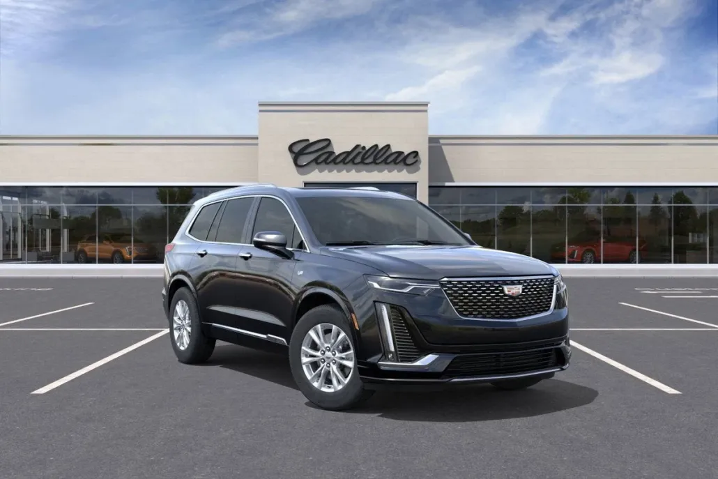 2025 Cadillac XT6 Luxury photo 1